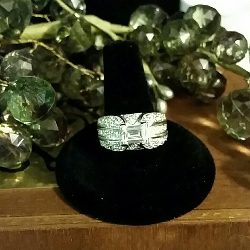 NWOT. Solid 925 Sterling Silver CZ Ring